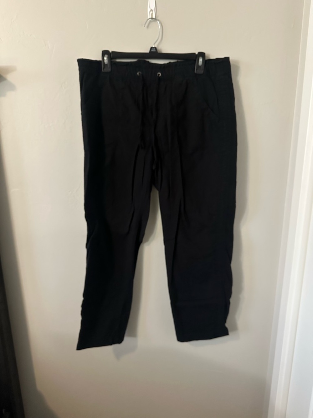 Sonoma Black Cropped Drawstring Pants - Picture 2 of 5